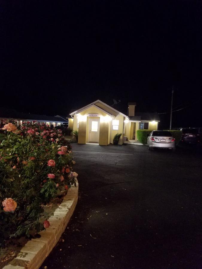 Edgewood Motel ウィリッツ エクステリア 写真